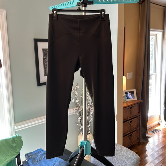 Lululemon InStill Leggings Size 10 - Picture 1 of 2